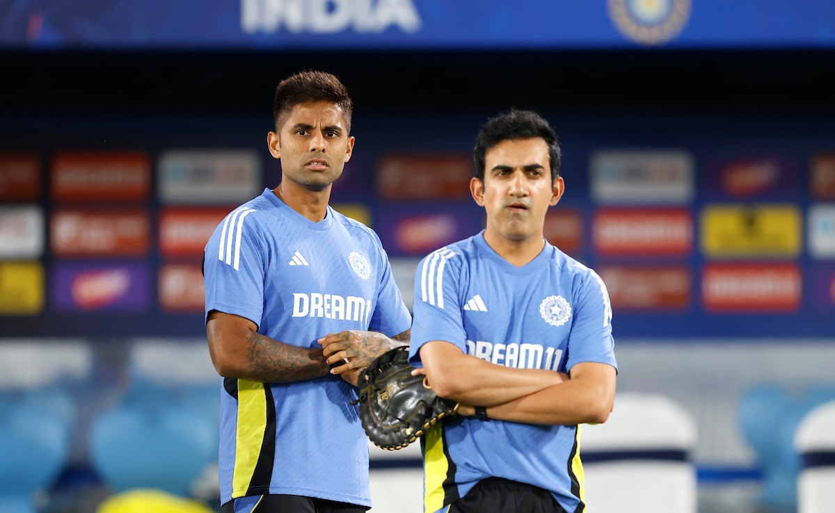 8b60jubo Suryakumar Yadav And Gautam Gambhir Bcci 625x300 13 October 24.jpg