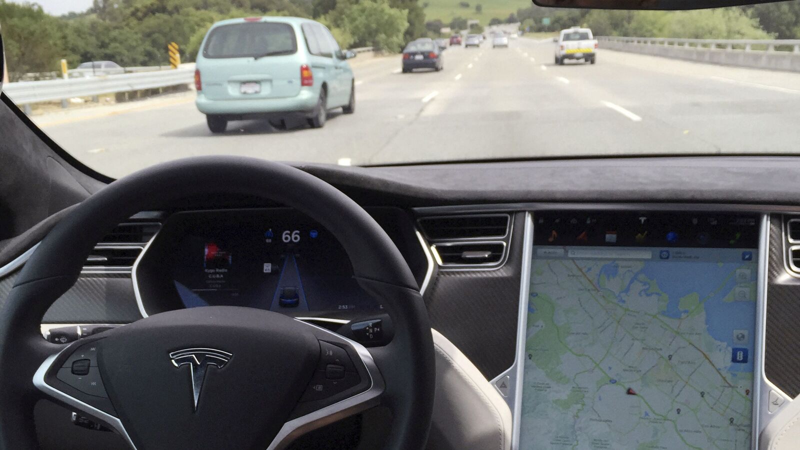 Tesla Autopilot 1667300797258 1727744567571.jpg