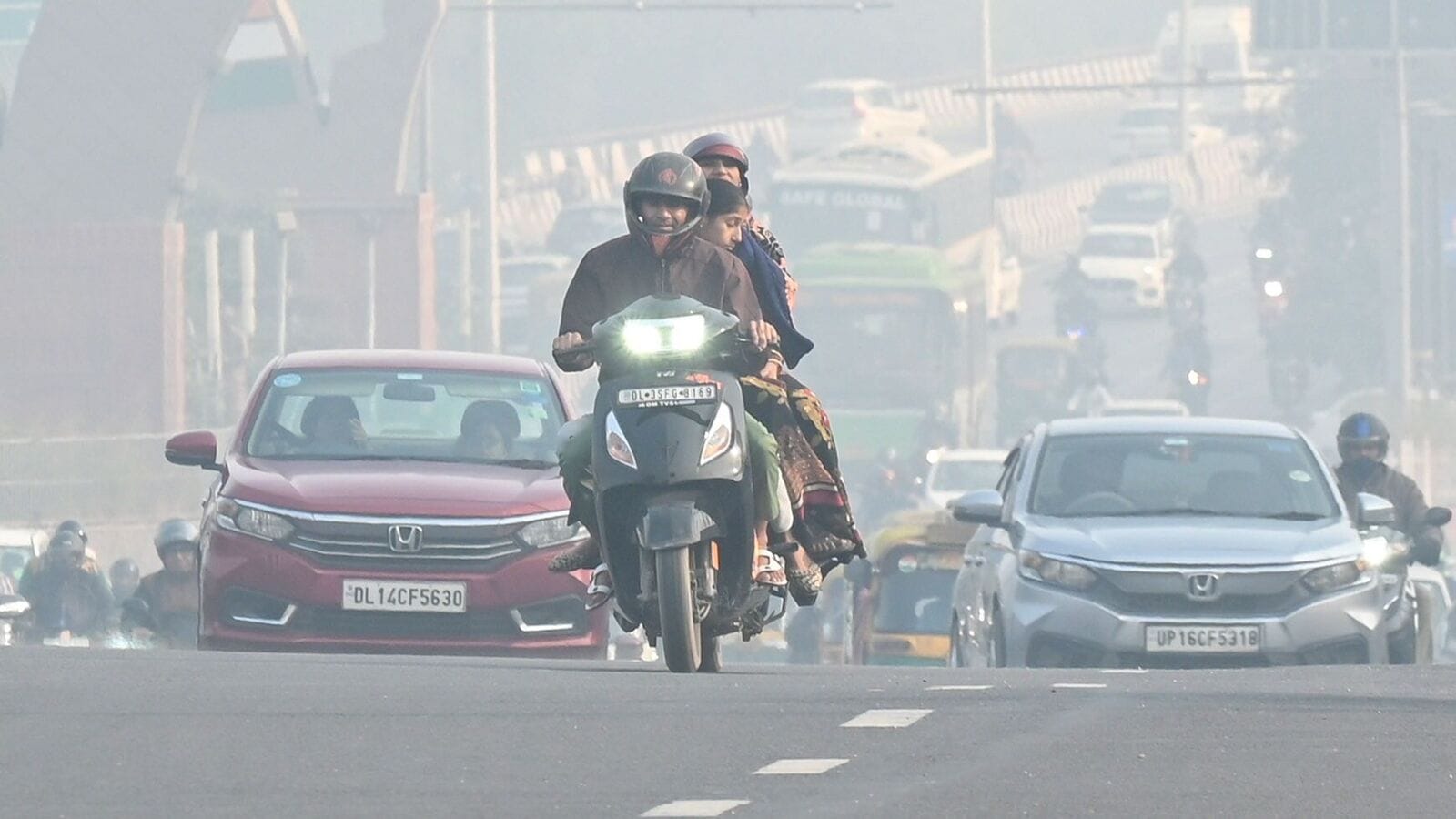 Delhi Pollution 1732242237539 1732242237868.jpg