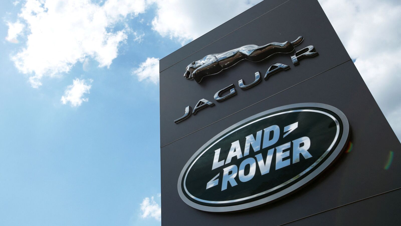 Jaguar Land Rover 1668833744144 1732674422941.jpg