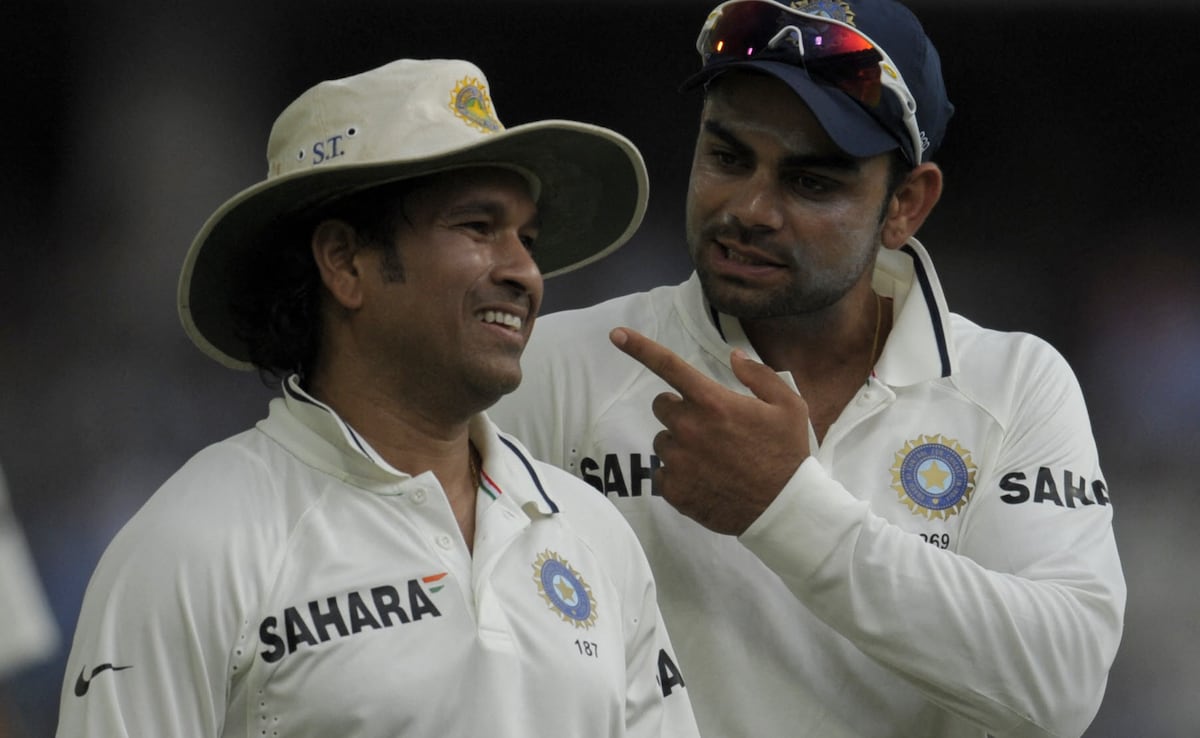 H9r6a43g Virat Kohli Sachin Tendulkar Afp 625x300 03 March 22.jpg